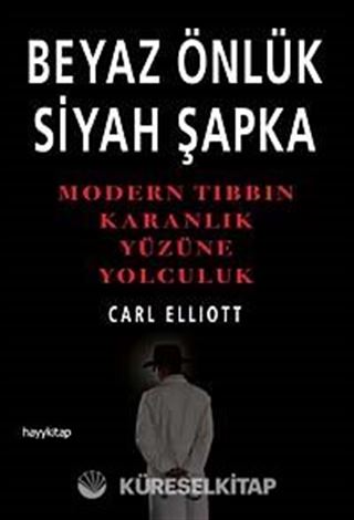 Beyaz Önlük Siyah Şapka