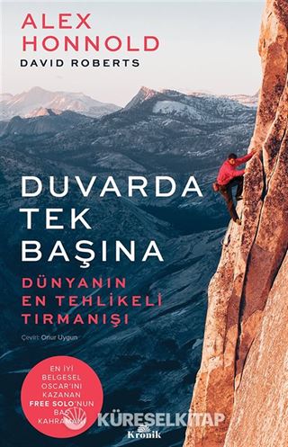 Duvarda Tek Başına